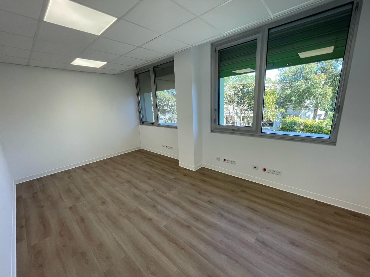 Local d'activité Sophia Antipolis 634m² Location local d'activité Sophia Antipolis Alpes-Maritimes OLACT2427253 13